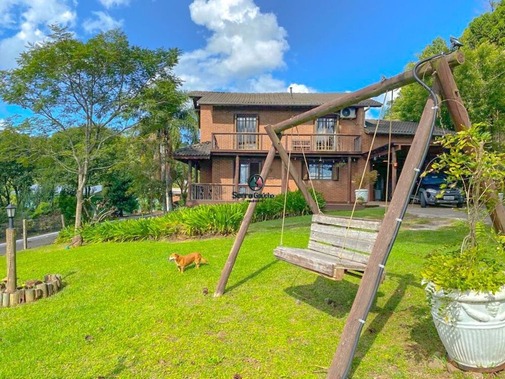Casa, 4 quartos, 280 m² - Foto 1