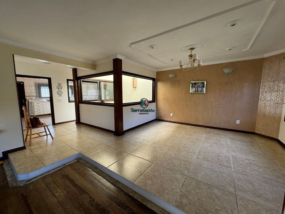 Casa à venda com 5 quartos, 500m² - Foto 4