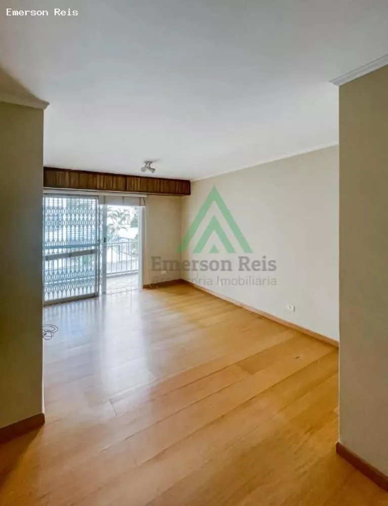 Casa à venda com 2 quartos, 67m² - Foto 1