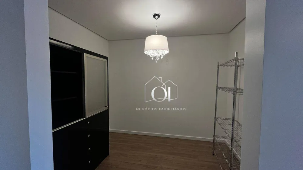 Casa, 3 quartos, 327 m² - Foto 4