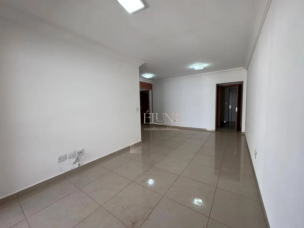 Apartamento, 3 quartos, 121 m² - Foto 3