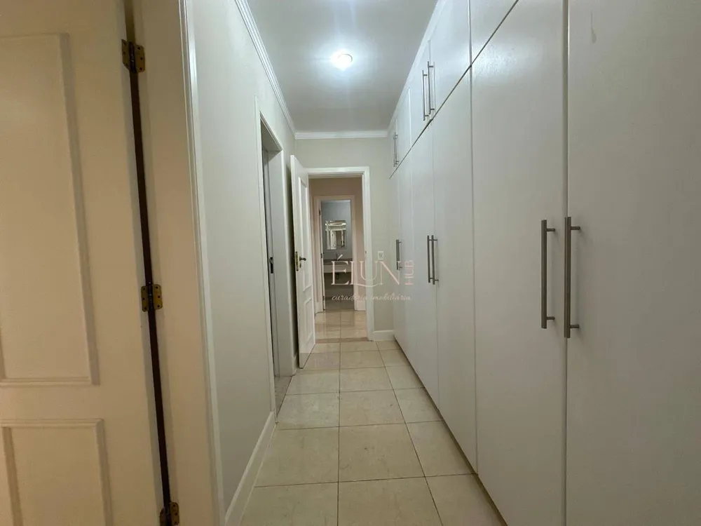 Apartamento, 3 quartos, 202 m² - Foto 2