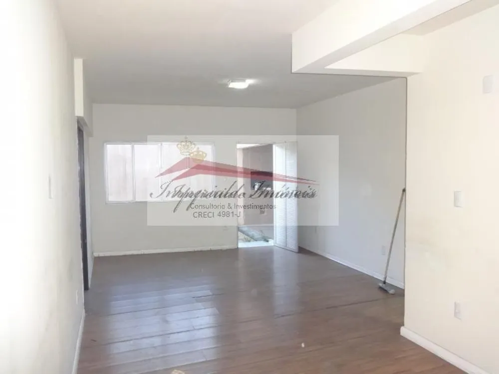 Casa, 5 quartos, 265 m² - Foto 15