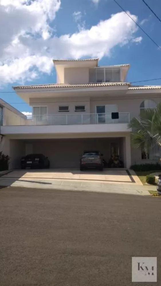 Casa de Condomínio à venda com 4 quartos, 636m² - Foto 1