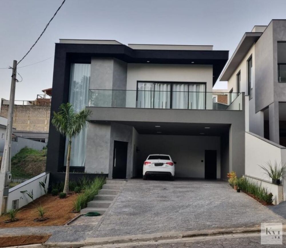 Casa de Condomínio à venda com 3 quartos, 332m² - Foto 1