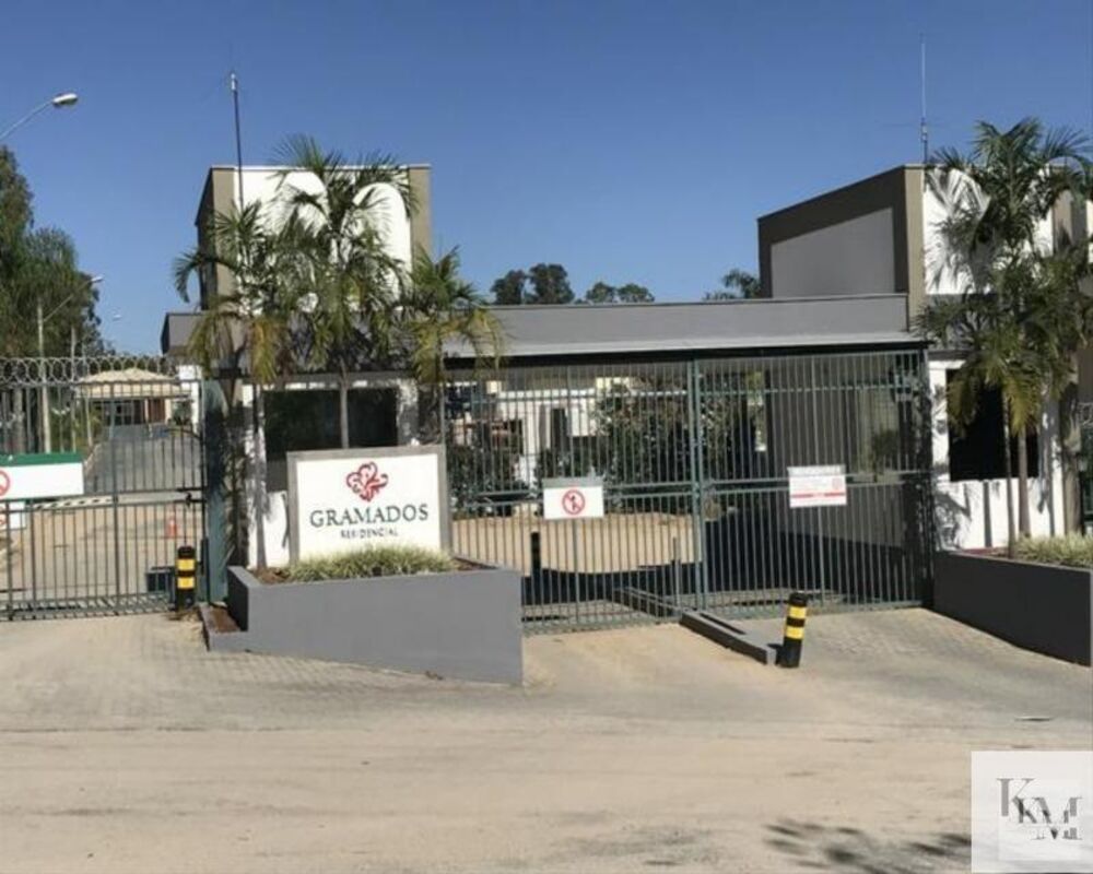 Casa de Condomínio à venda com 3 quartos, 332m² - Foto 2