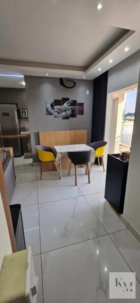 Apartamento à venda com 2 quartos, 63m² - Foto 2