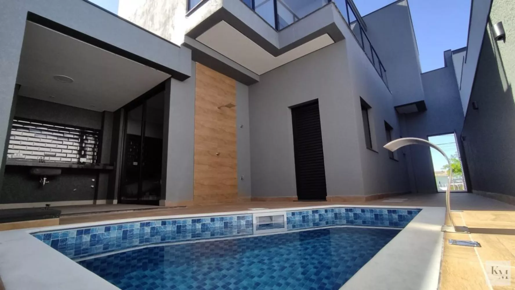 Casa de Condomínio à venda com 4 quartos, 225m² - Foto 4