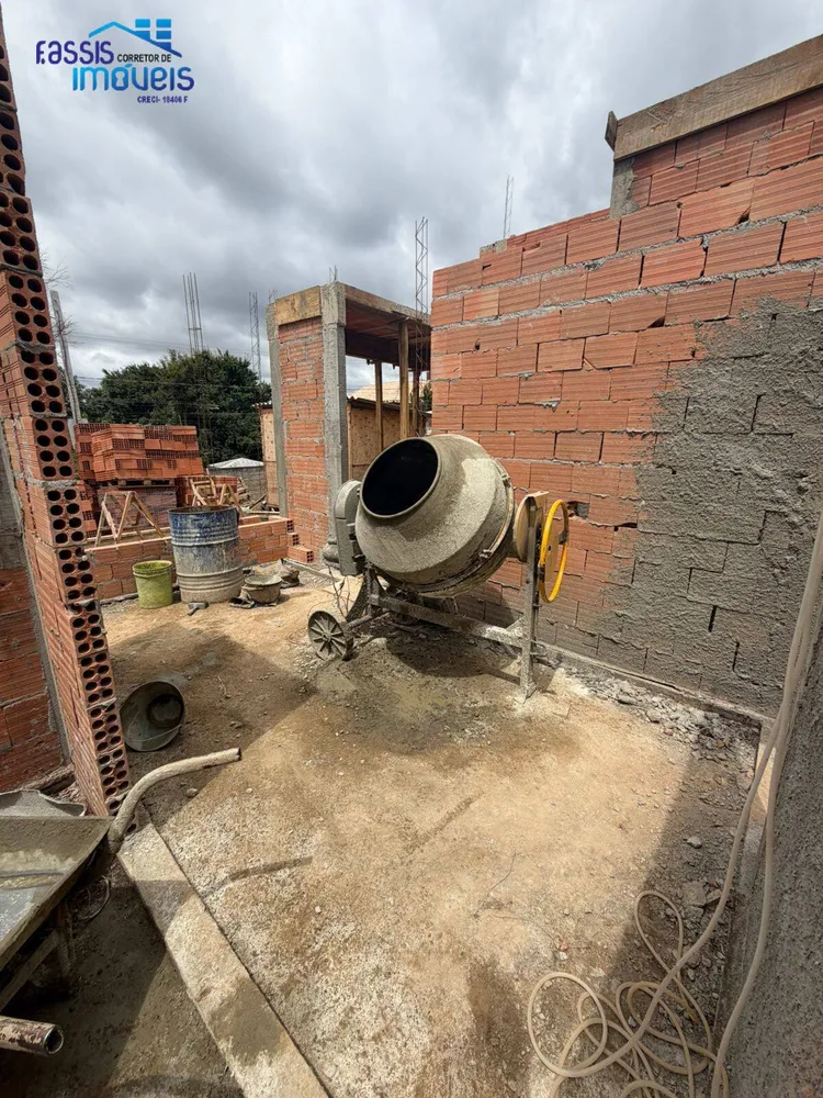 Casa, 3 quartos, 60 m² - Foto 1