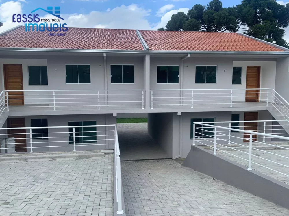 Casa à venda com 3 quartos, 62m² - Foto 1