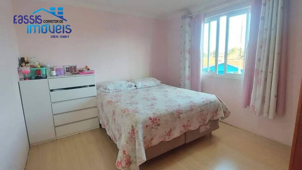 Casa à venda com 3 quartos, 350m² - Foto 4