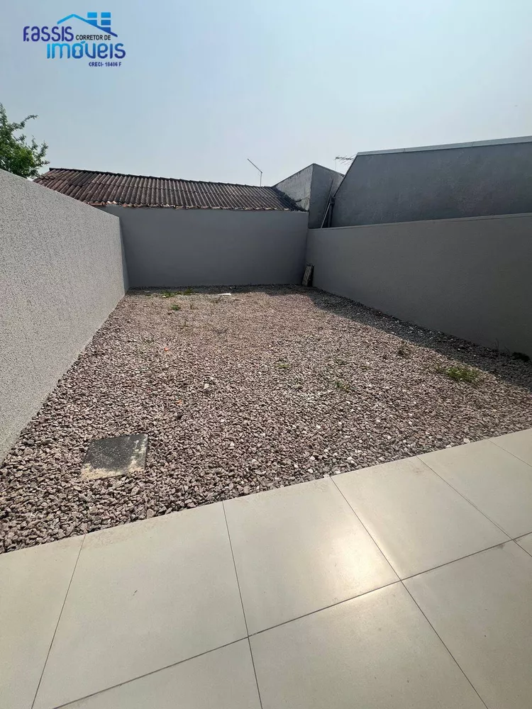 Casa à venda com 3 quartos, 150m² - Foto 3