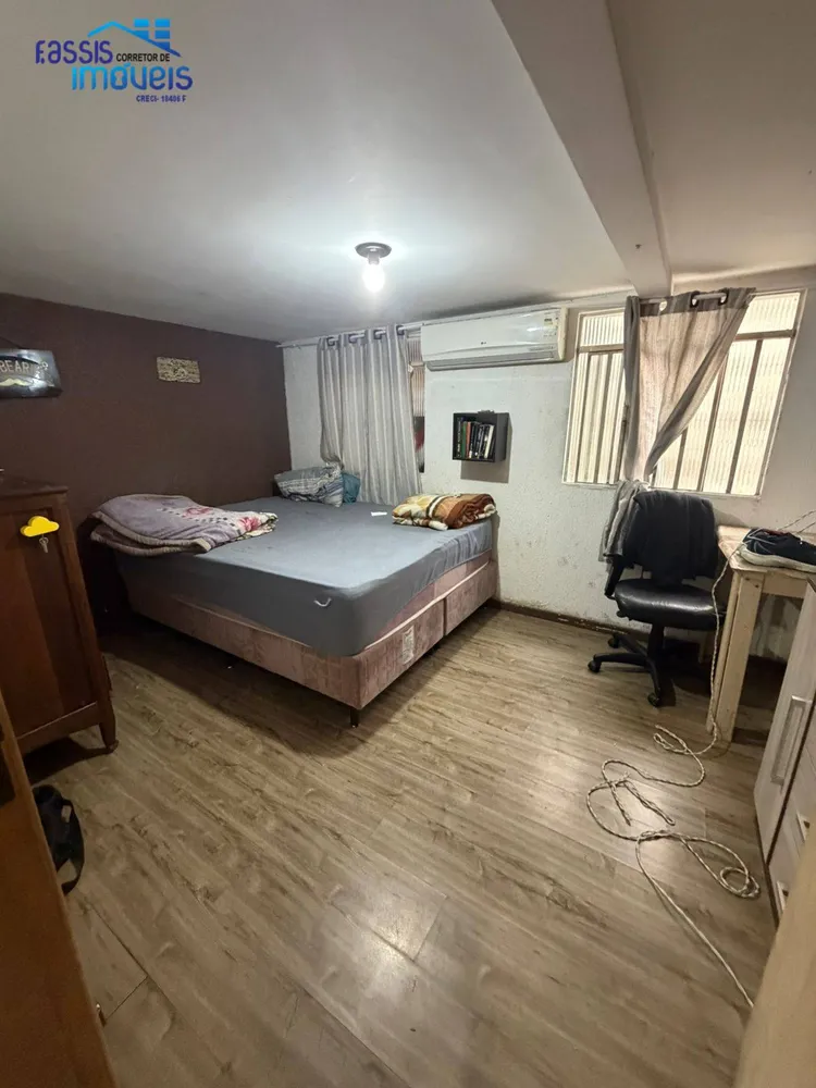 Casa, 4 quartos, 270 m² - Foto 2