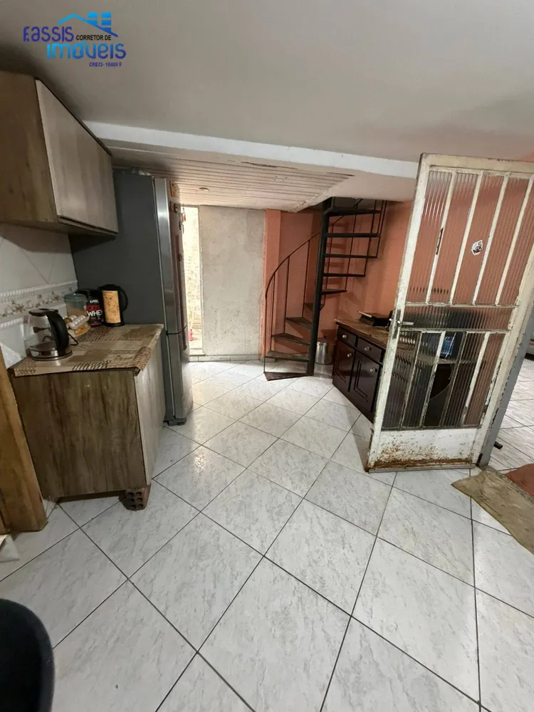 Casa, 4 quartos, 270 m² - Foto 9