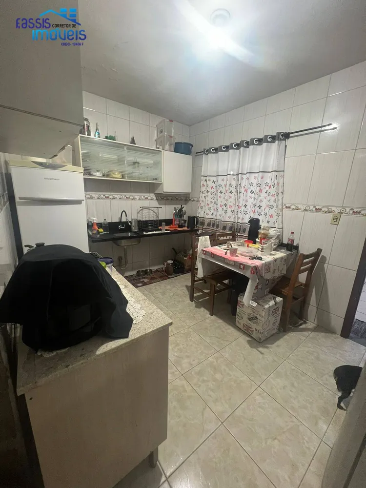 Casa, 3 quartos, 220 m² - Foto 3