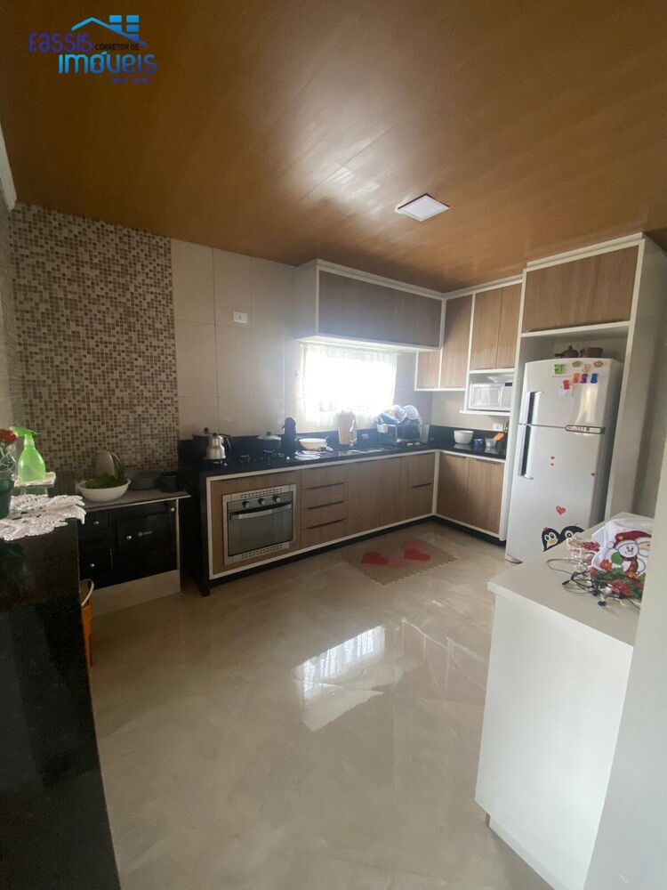 Casa à venda com 1 quarto, 360m² - Foto 6