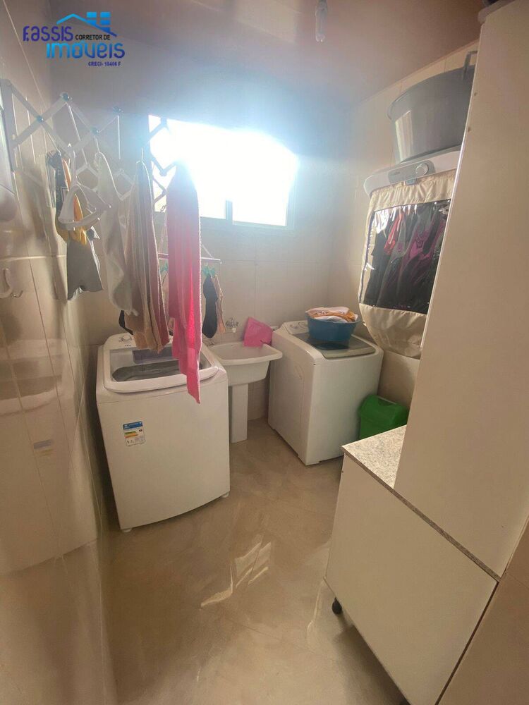 Casa à venda com 1 quarto, 360m² - Foto 9