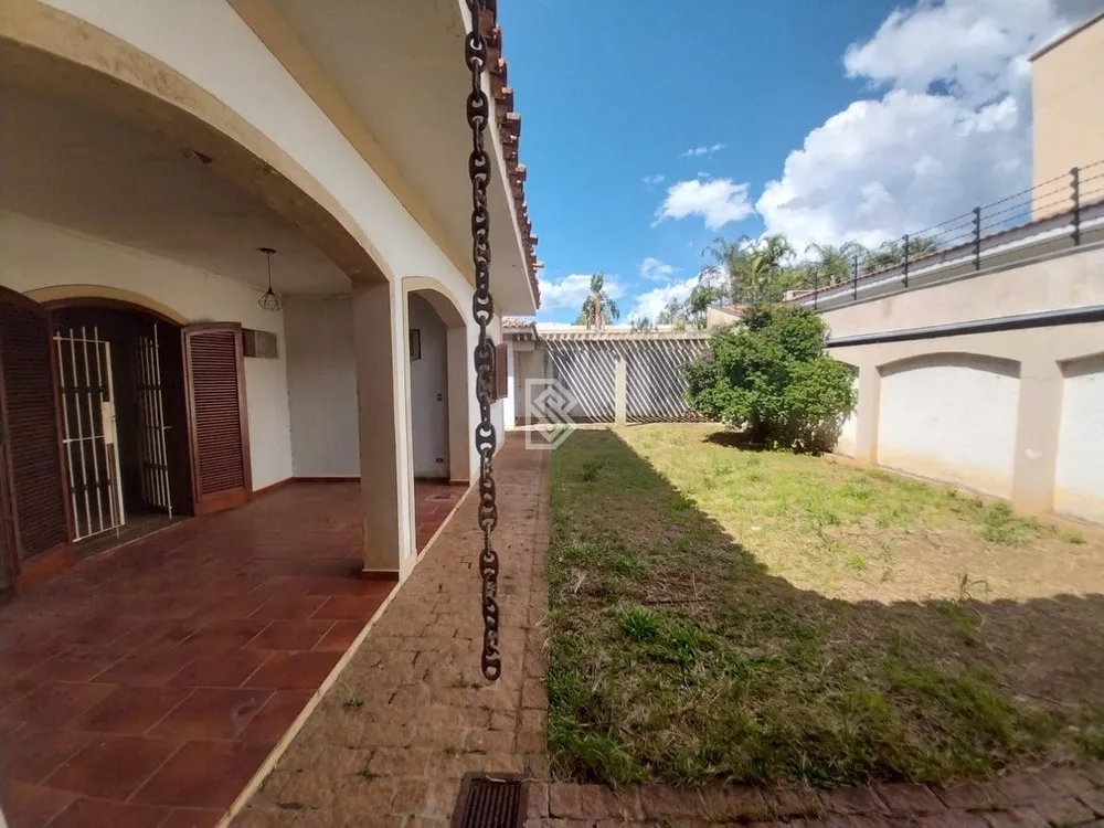 Casa, 3 quartos, 380 m² - Foto 1