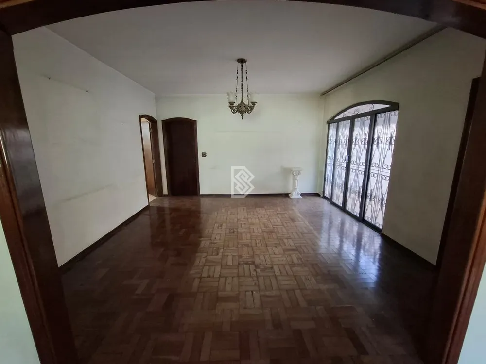 Casa, 3 quartos, 212 m² - Foto 4