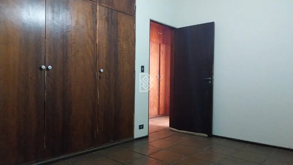 Casa, 6 quartos, 307 m² - Foto 4