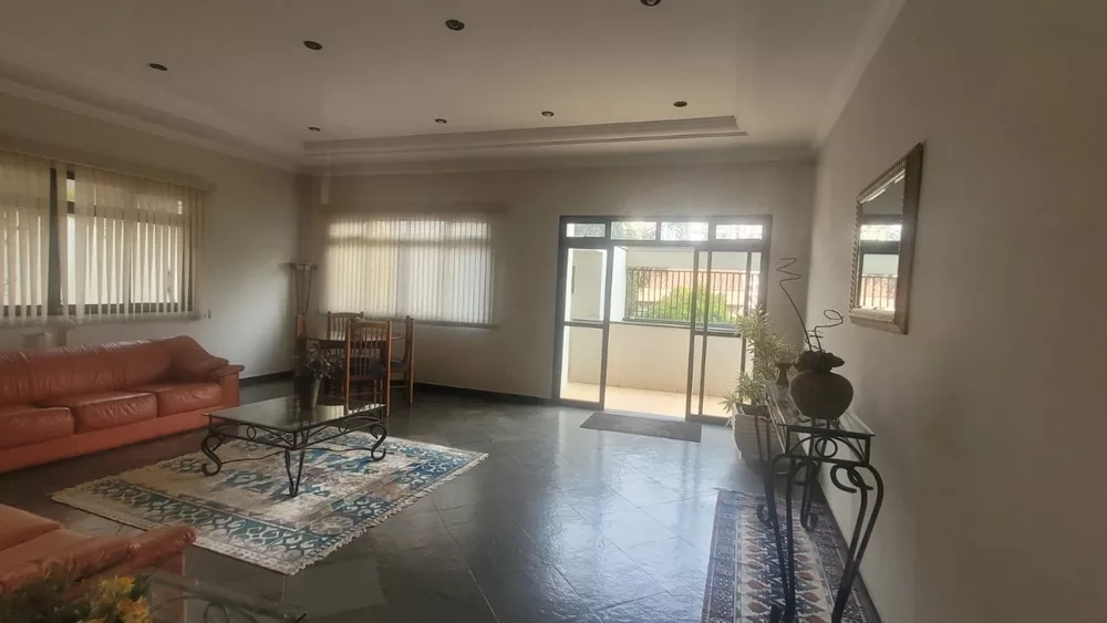 Apartamento à venda com 2 quartos, 62m² - Foto 7