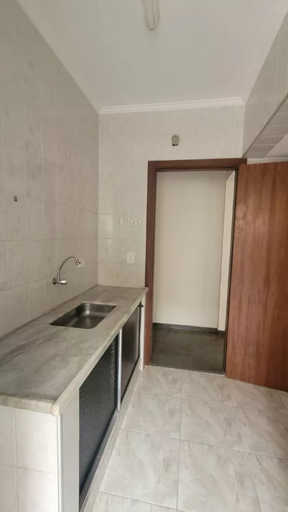 Apartamento à venda com 2 quartos, 62m² - Foto 5