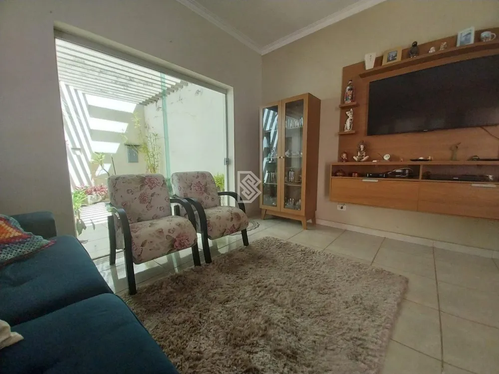 Casa, 3 quartos - Foto 1
