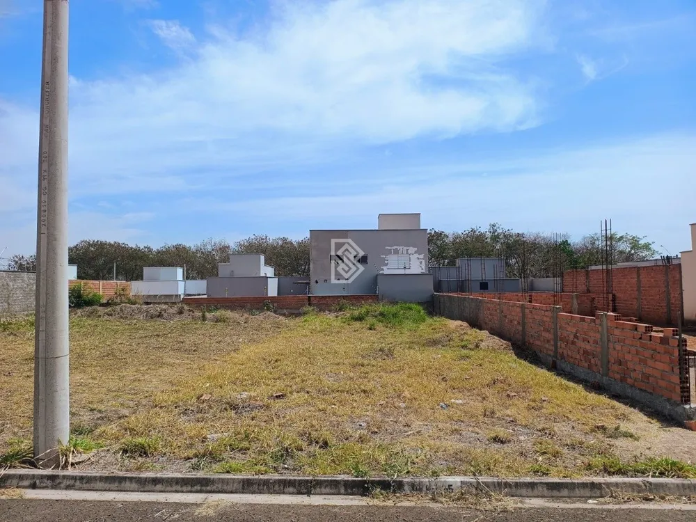 Terreno, 200 m² - Foto 1