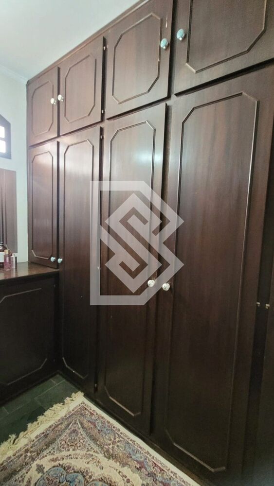 Casa à venda com 3 quartos, 336m² - Foto 8