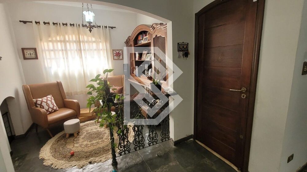 Casa à venda com 3 quartos, 336m² - Foto 2