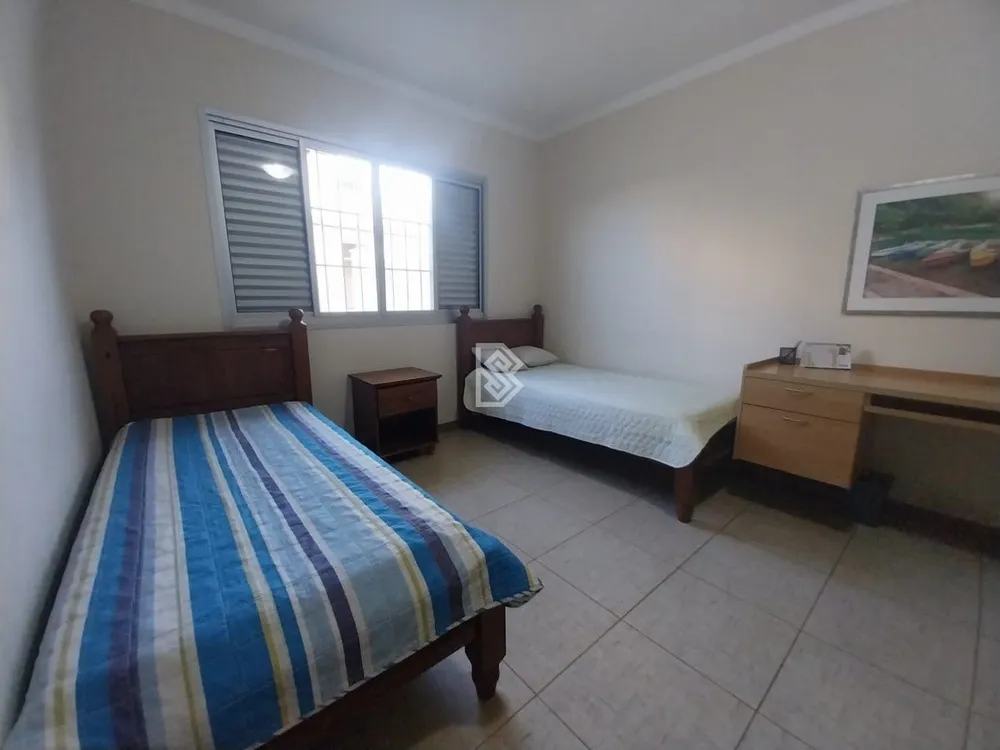 Casa, 3 quartos, 202 m² - Foto 4