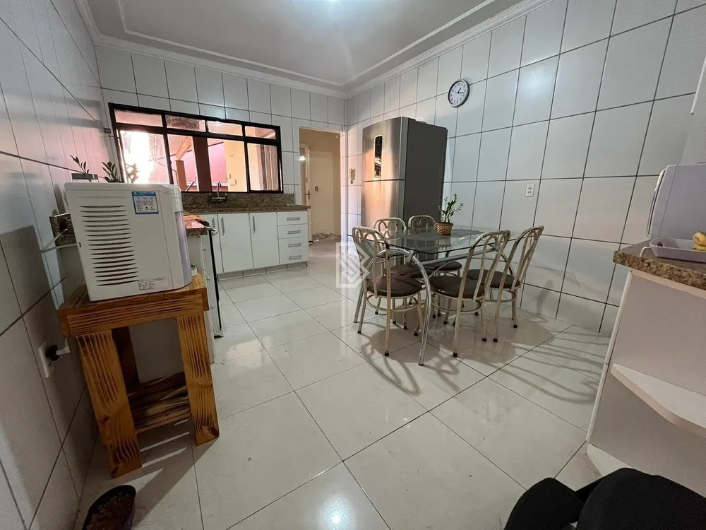Casa, 3 quartos, 185 m² - Foto 10