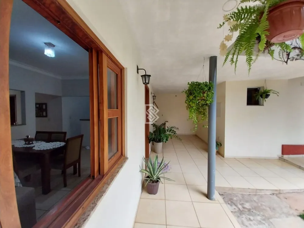Casa, 3 quartos, 225 m² - Foto 4