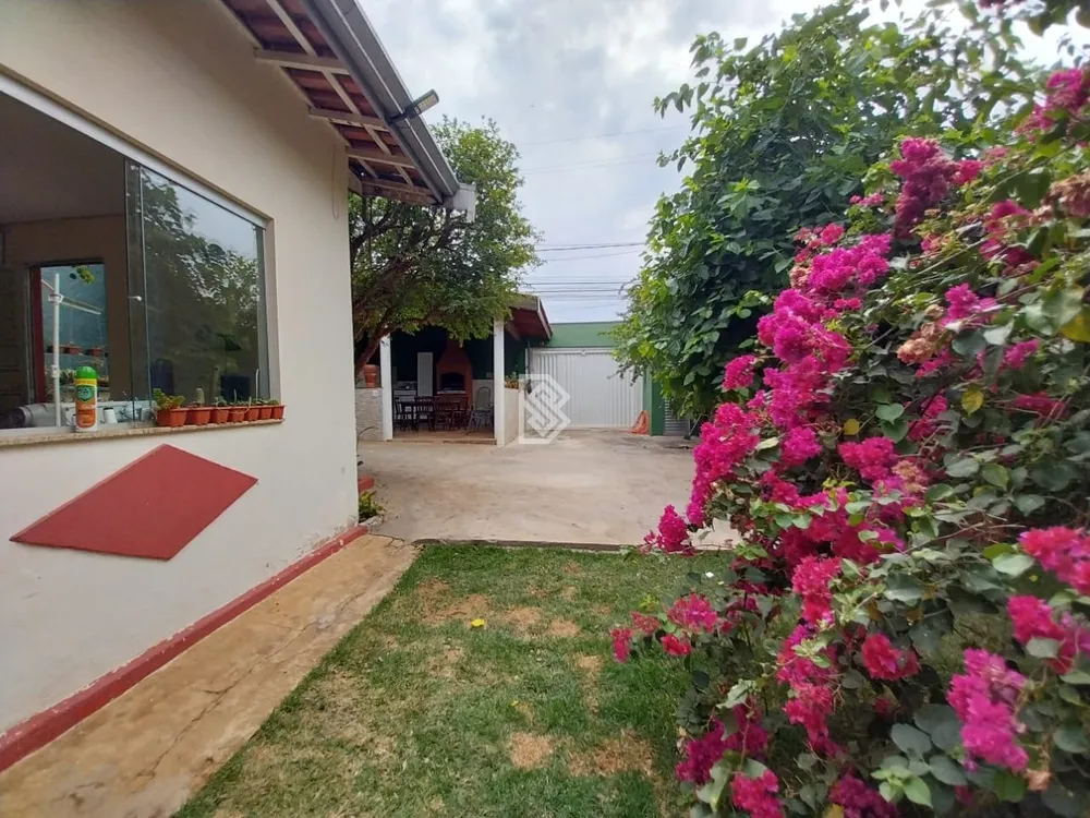 Casa, 3 quartos, 225 m² - Foto 1