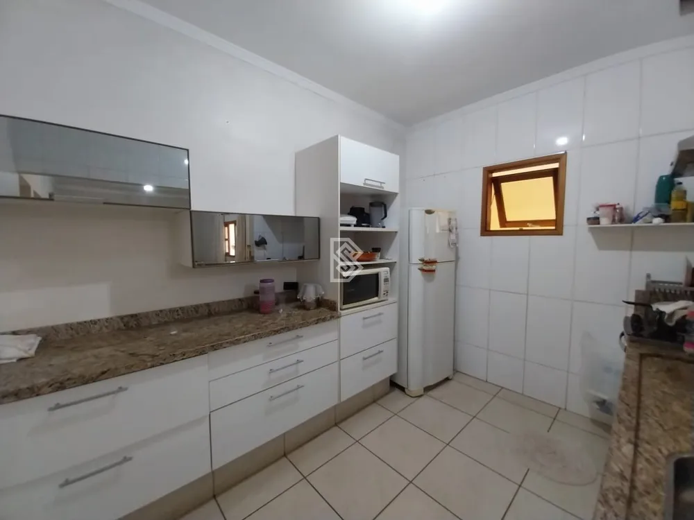 Casa, 3 quartos, 225 m² - Foto 7