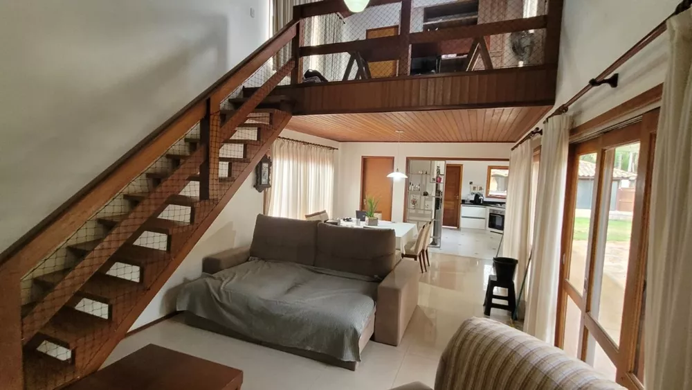 Casa à venda com 3 quartos, 1150m² - Foto 3