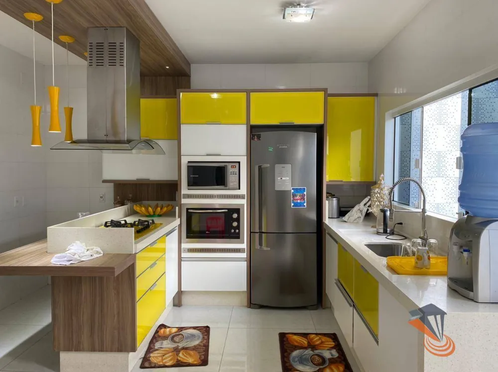 Casa, 3 quartos, 210 m² - Foto 2