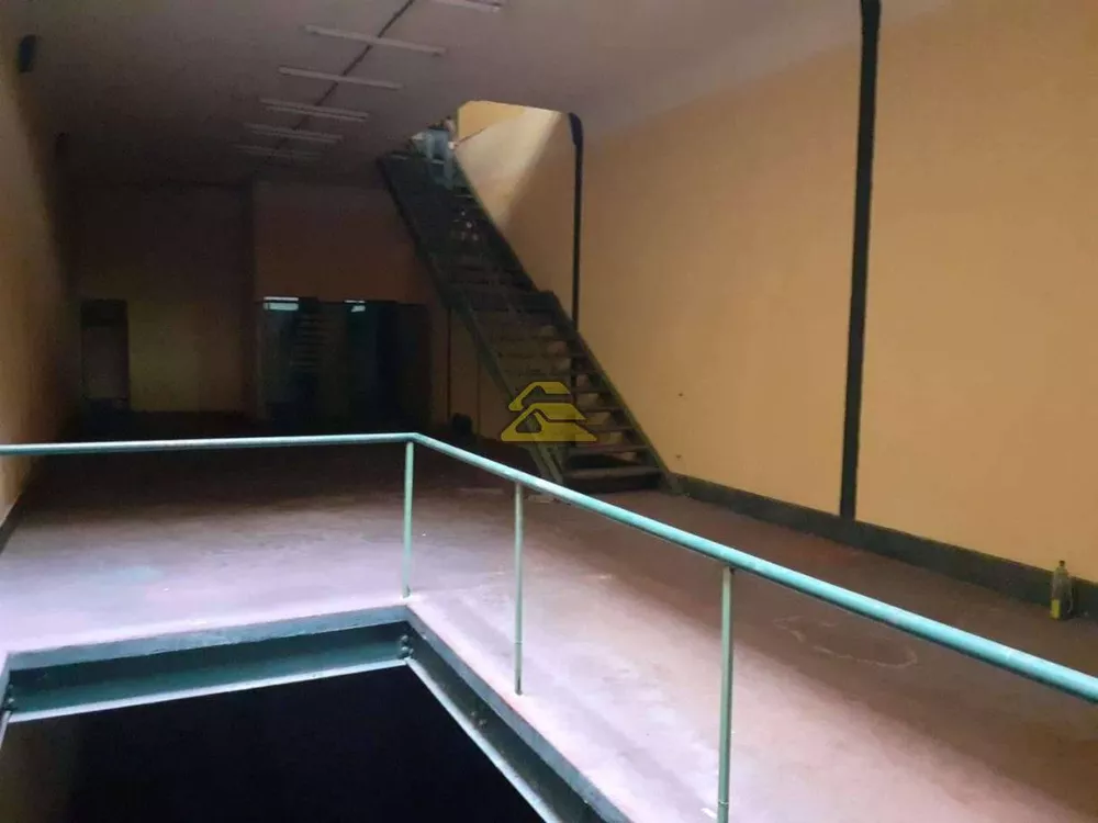 Prédio Inteiro, 587 m² - Foto 1