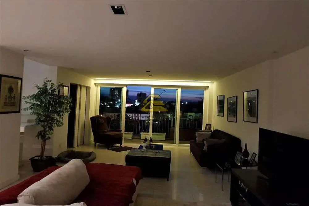 Cobertura, 4 quartos, 352 m² - Foto 37