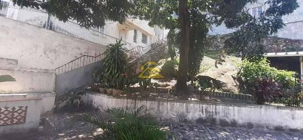 Casa, 6 quartos, 140 m² - Foto 23