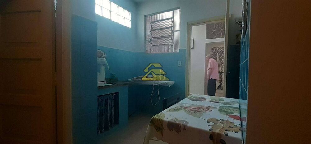 Casa, 6 quartos, 140 m² - Foto 8