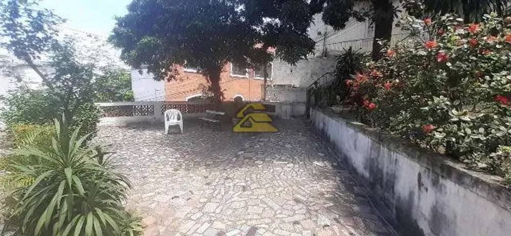 Casa, 6 quartos, 140 m² - Foto 20