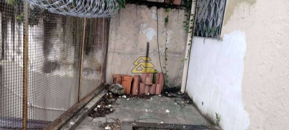 Casa à venda com 3 quartos, 342m² - Foto 6