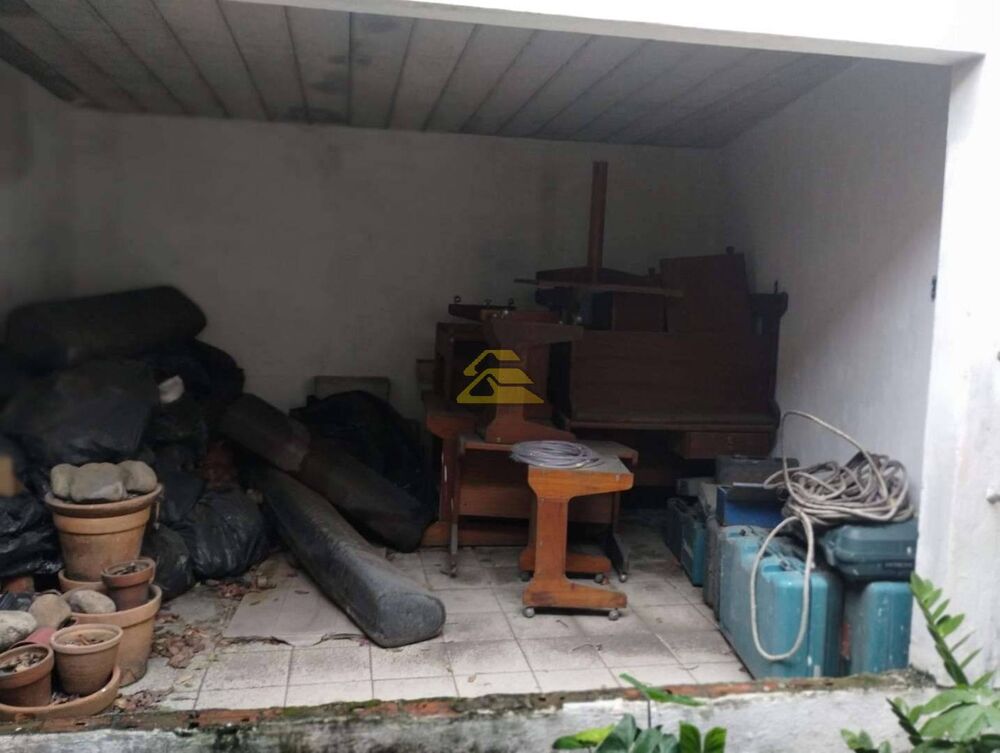 Casa à venda com 3 quartos, 342m² - Foto 14