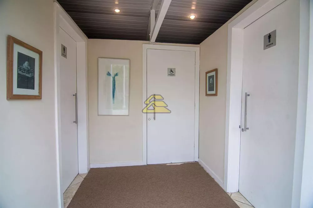 Casa, 6 quartos, 1350 m² - Foto 32