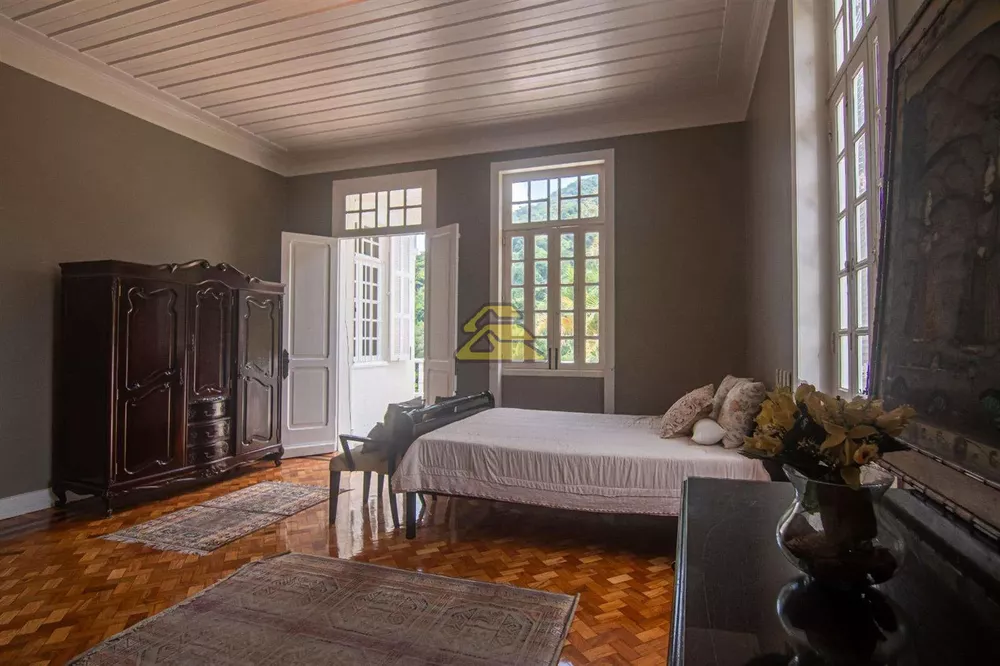 Casa, 6 quartos, 1350 m² - Foto 18