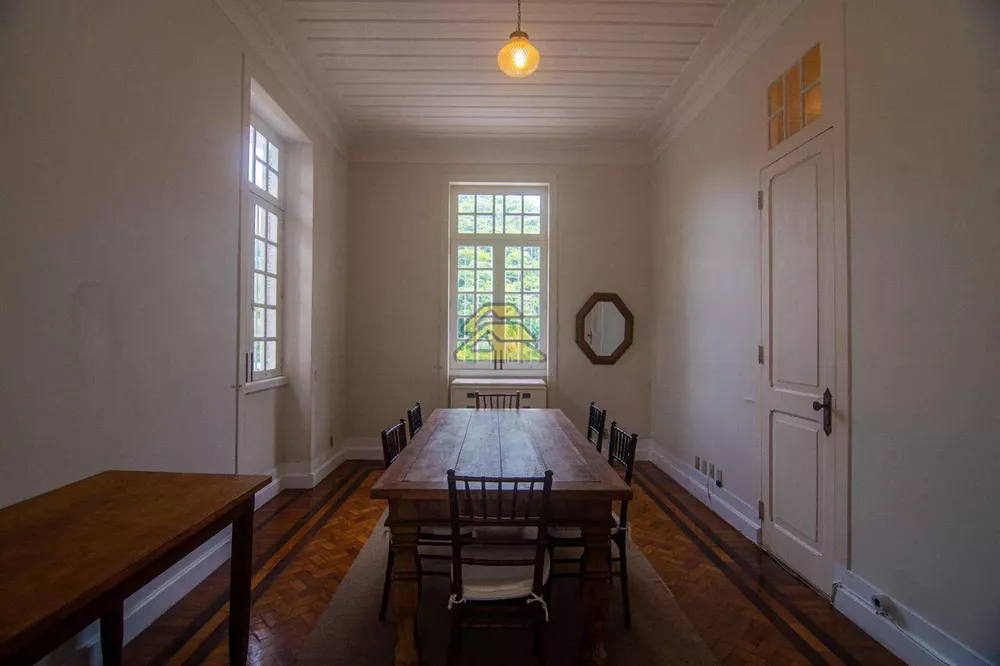 Casa, 6 quartos, 1350 m² - Foto 14