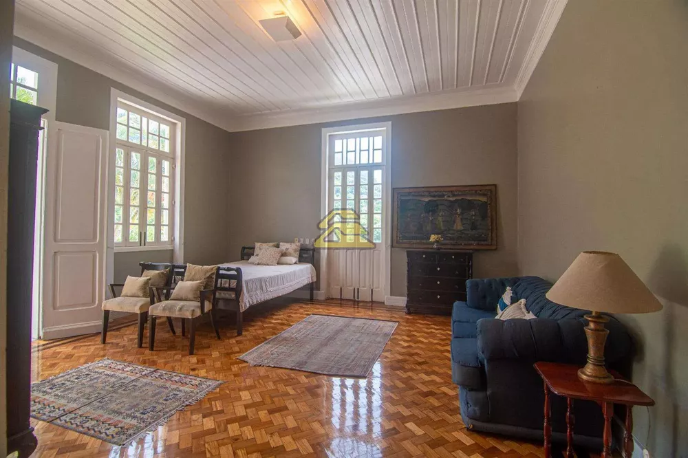 Casa, 6 quartos, 1350 m² - Foto 3