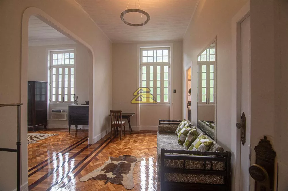 Casa, 6 quartos, 1350 m² - Foto 7
