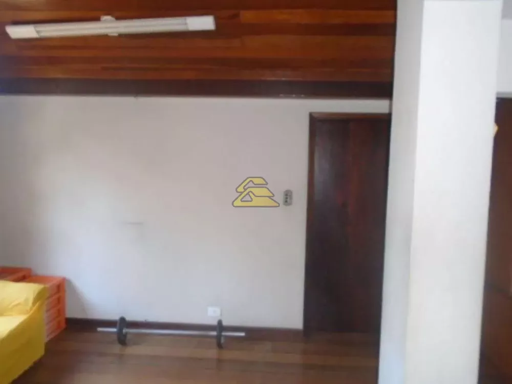 Casa, 3 quartos, 325 m² - Foto 32